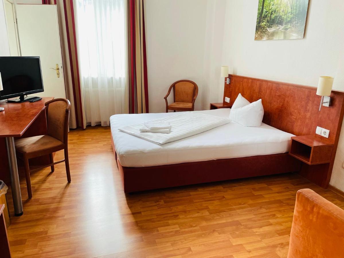 Hotel Am Ledermuseum Offenbach am Main Luaran gambar